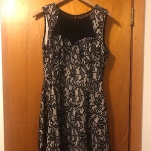 Cute Black and Tan dress, only worn once size xl